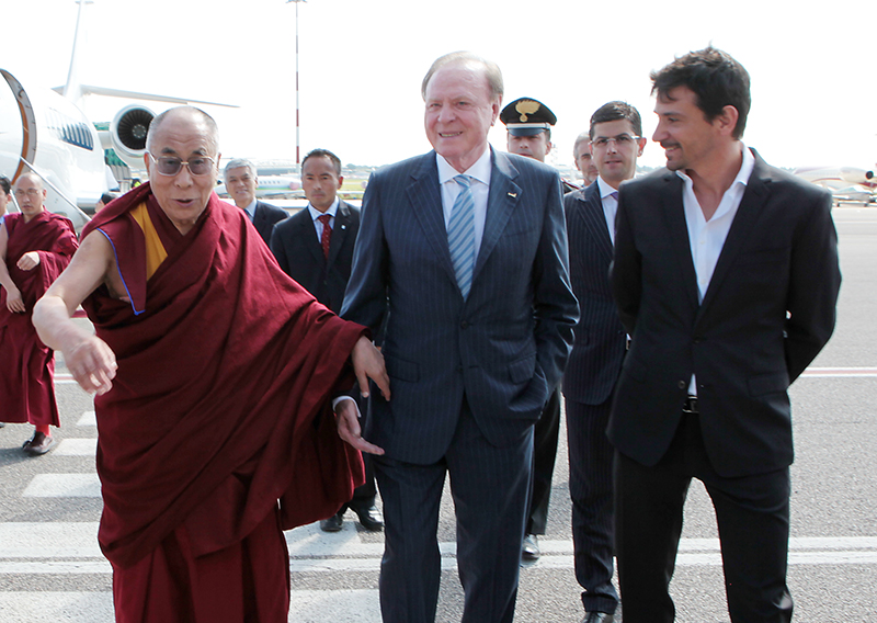 Sua Santità il XIV Dalai Lama Tenzin Gyatzo